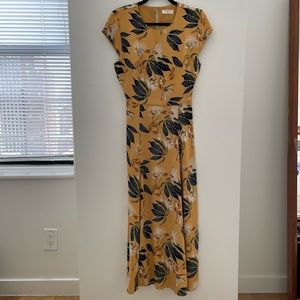 Aritzia Babaton Hampton Dress in Mustard